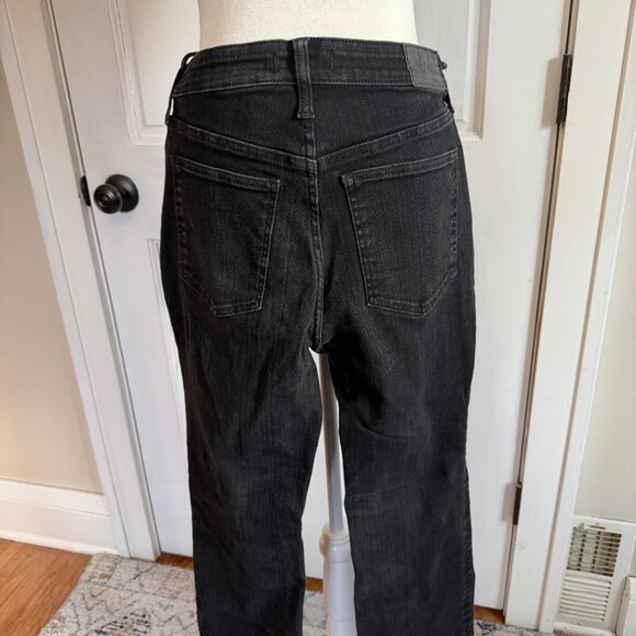 madewell | curvy kick out jeans in washed black | size 29 - Picture 3 of 5